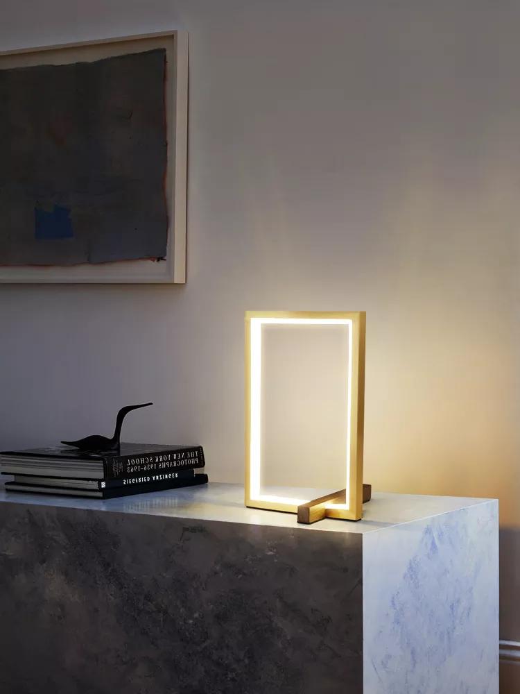 Bedside lamp with levitation bulb and induction charger - Wood and met –  Luminaire chic : Luminaires et Suspensions haut de gamme